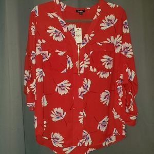 NWT Express Top. Size Medium